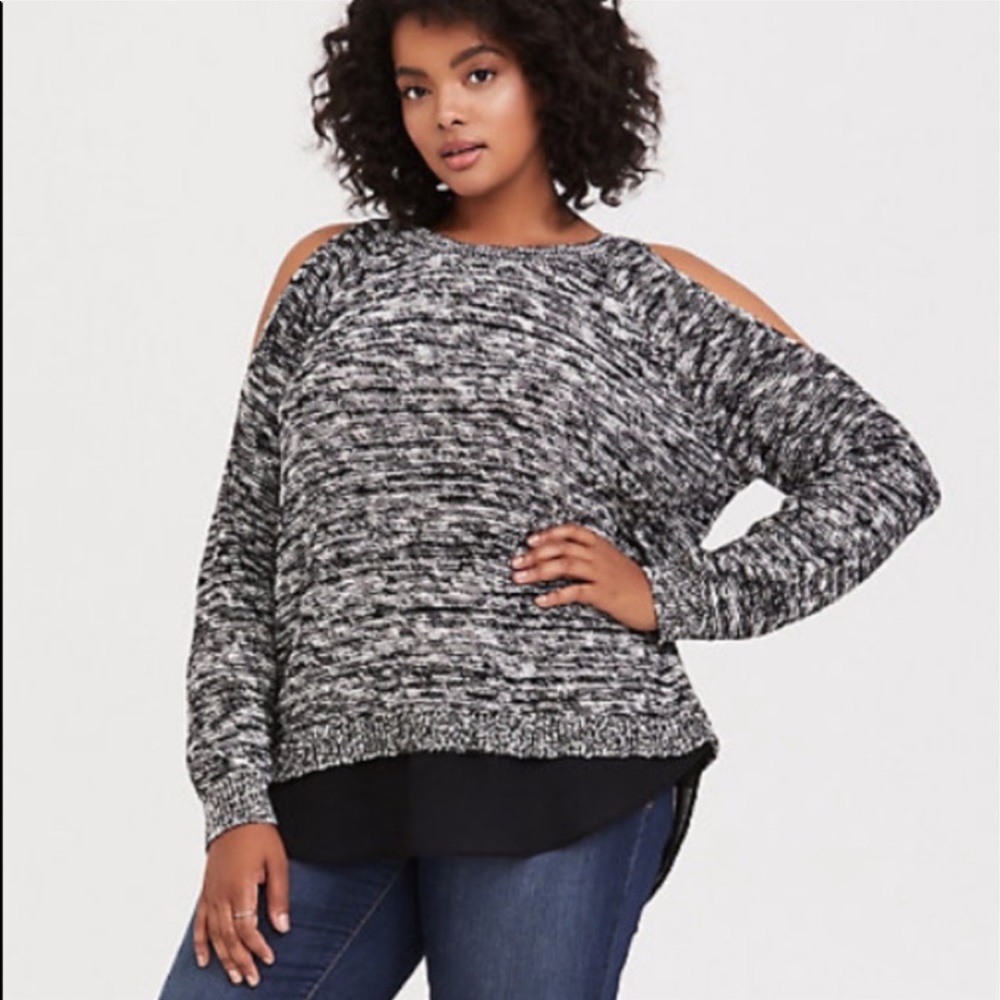 NWOT TORRID Cold Shoulder Sweater Sz 2X